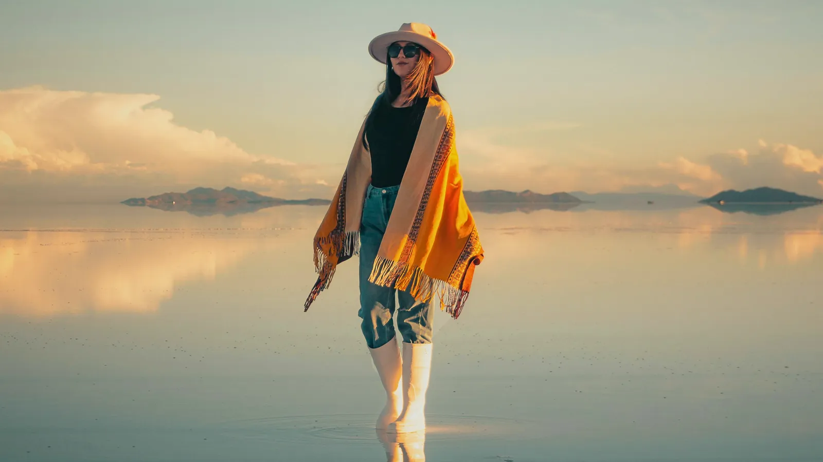 Uyuni salt flats pictures